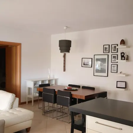 Deluxe Padova 鲁巴诺