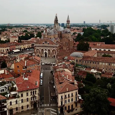 Deluxe Padova Apartman